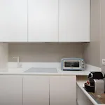 élégant Face à La - équipé
