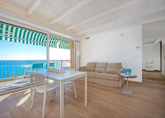 Apartment Elegant Face A La - Equipe